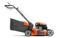 Husqvarna LC 151S Kosiarka spalinowa 970488401 970 48 84‑01 z napędem, łatwo składana rączka, wygodna konstrukcja pałąka