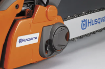 Husqvarna 450e Mark II Pilarka spalinowa łańcuchowa 970559535 970 55 95‑35 z napinaczem łańcucha bez użycia narzędzi