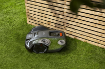 Husqvarna Automower 405XE Nera Kosiarka automatyczna robot koszący 970654311 970 65 43‑11 EdgeCut minimalizuje potrzebę dokaszania krawędzi trawnika