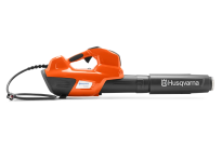 Husqvarna 530iBX Dmuchawa do liści akumulatorowa 967941406 967 94 14‑06 Prąd powietrza znajduje się w jednej linii z uchwytem dla łatwego manewrowania