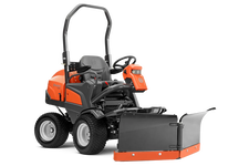 Lemiesz do odśnieżania do riderów Husqvarna serii 500 dwukierunkowy 965 99 72‑01 965997201 umożliwia ustawienie pod kątem