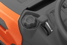 Husqvarna TC 215T Traktorek ogrodowy spalinowy 970727701 970 72 77‑01 Zewnętrzny korek wlewu paliwa
