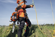 Husqvarna T540 XP Mark III Pilarka spalinowa łańcuchowa 970517914 970 51 79‑14 Podwójne zaczepy do mocowania do paska i linki
