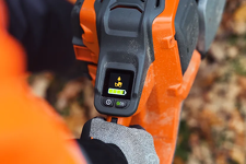 Husqvarna 550i XPG Pilarka akumulatorowa łańcuchowa 970746015 Czujnik oleju do smarowania łańcucha