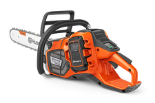 Husqvarna 550i XPG Piła akumulatorowa łańcuchowa 970746015 Blokada spustu zapobiega przypadkowej aktywacji przepustnicy