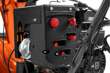 Husqvarna ST327 Odśnieżarka dwustopniowa 970529001 970 52 90‑01 Rozrusznik elektryczny: podłącz zasilanie i uruchom silnik jednym przyciśnięciem guzika