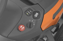 Husqvarna TC 100i Traktorek ogrodowy akumulatorowy 970745001 970 74 50‑01 Funkcja cofania w kluczyku