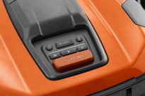 Husqvarna Automower 580 EPOS Kosiarka automatyczna robot koszący 970803811 970 80 38‑11 Wszystkimi ustawieniami i sterowaniem można zarządzać zdalnie