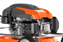 Husqvarna LB 553SQe Kosiarka spalinowa 970609101 970 60 91‑01 Silnik jest zbudowany z wysokowydajnych komponentów