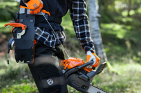 Husqvarna 445S Pilarka spalinowa łańcuchowa 970702015 970 70 20‑15 Łatwiejszy rozruch dzięki funkcji Smart Start