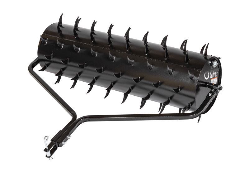 Walec z kolcami, aerator do traktorka Cedrus 122 cm