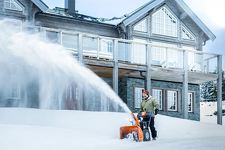 Husqvarna ST 269 Odśnieżarka spalinowa dwustopniowa 970787301 z podgrzewanymi uchwytami i rozrusznikiem elektrycznym