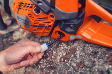 Husqvarna 564 XPG Piła spalinowa łańcuchowa 970711618 Filtr magnetyczny chroni silnik
