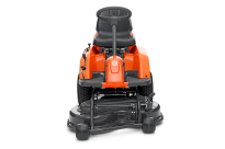 Husqvarna R  112C5 Rider spalinowy 967178502 967 17 85‑02 Wkładka BioClip tnie trawę na drobne kawałki, które stają się naturalnym nawozem