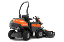 Husqvarna P 524X EFI Rider spalinowy AWD 970601601 970 60 16‑01 Niewielkie rozmiary ułatwiają manewrowanie maszyną w ciasnych przestrzeniach